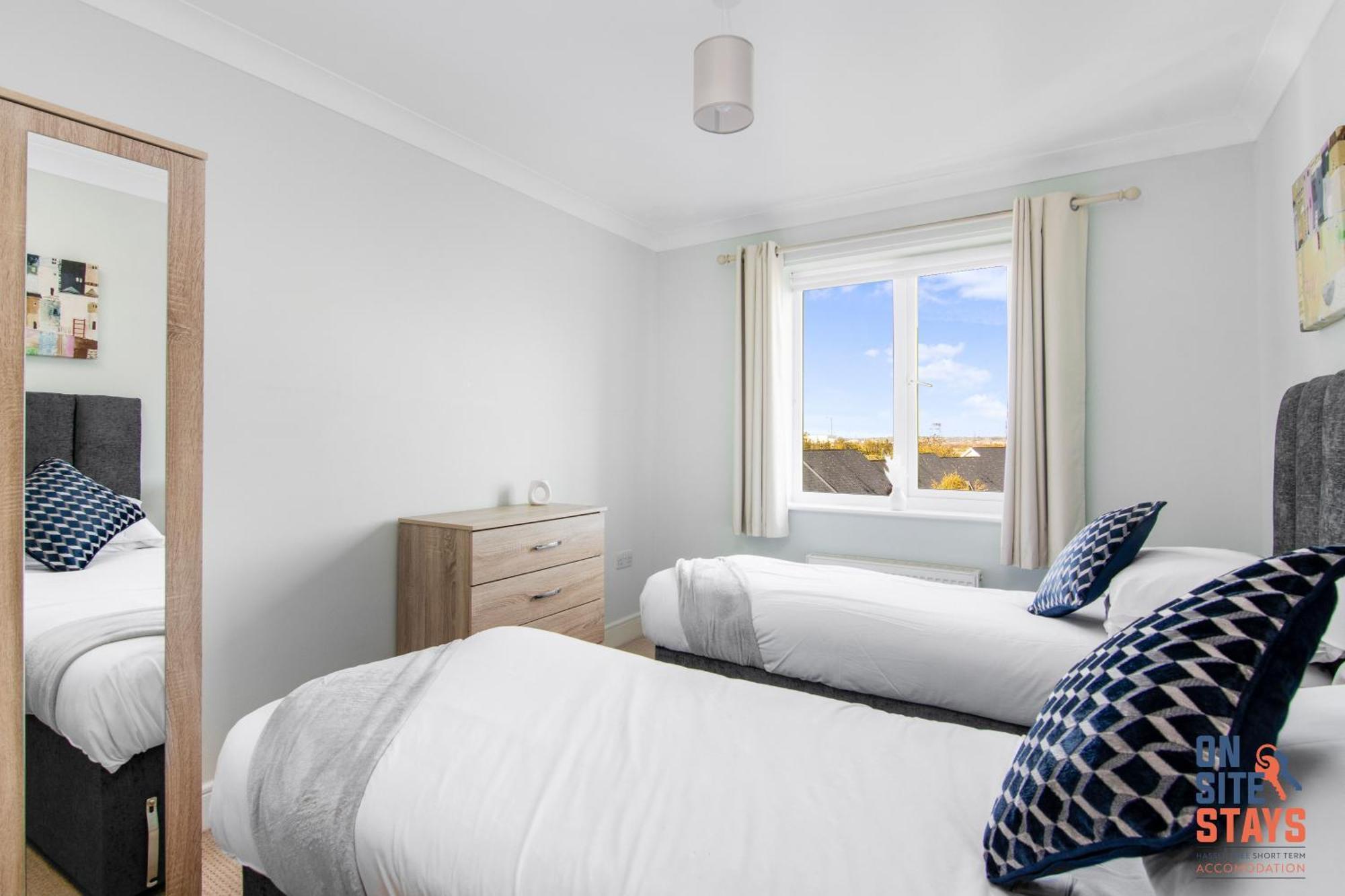 Onsitestays - Cosy 2-Bedroom Apartment With Free Parking, Wi-Fi & London Links Northfleet Экстерьер фото